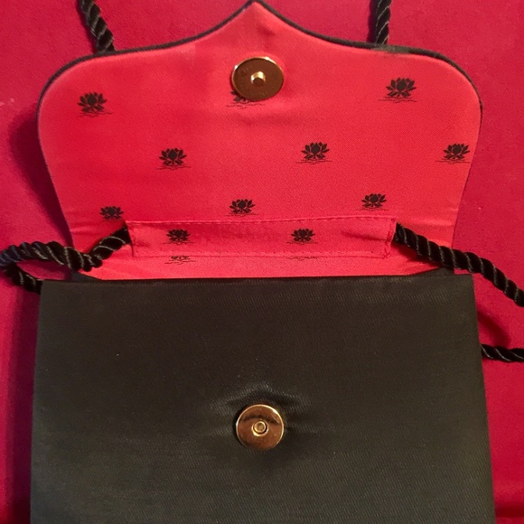 Purse - Picture 3 of 4